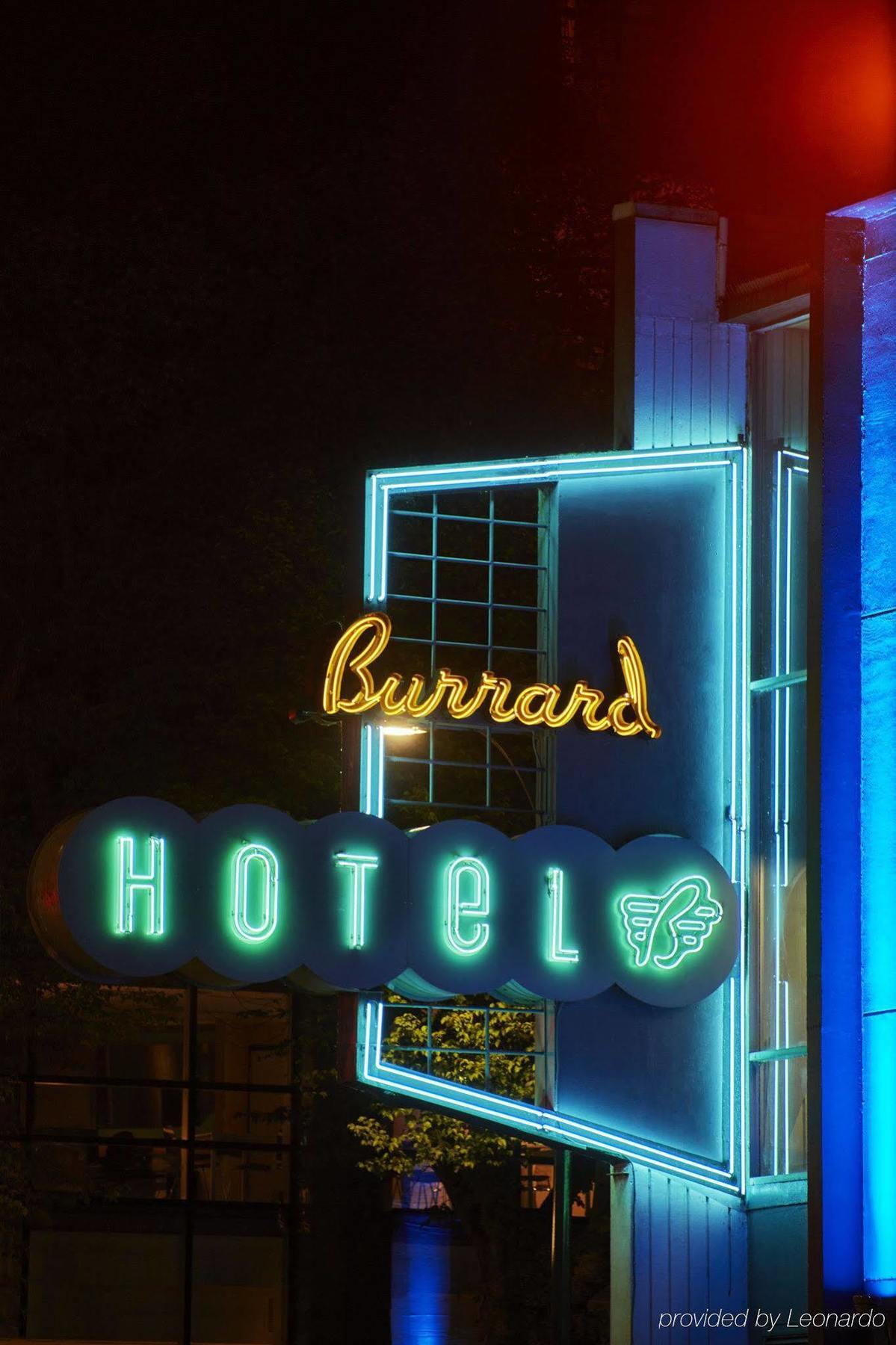 The Burrard Hotel Ванкувър Екстериор снимка